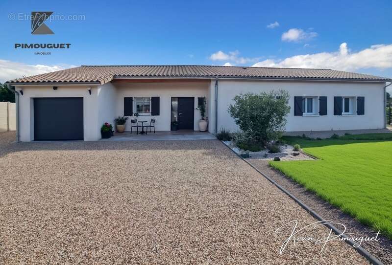 Maison à SAINT-MAGNE-DE-CASTILLON