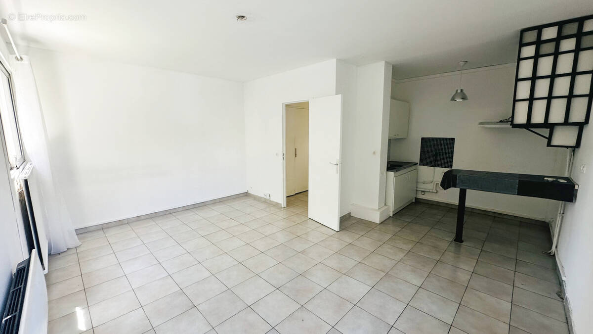 Appartement à MARSEILLE-9E