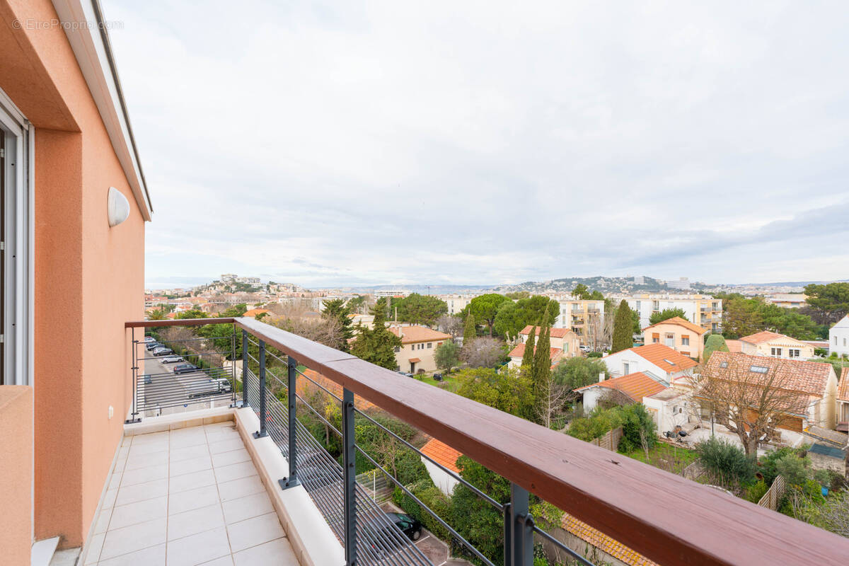 Appartement à MARSEILLE-8E