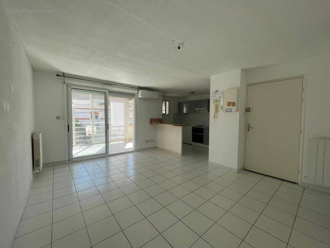 Appartement à HYERES