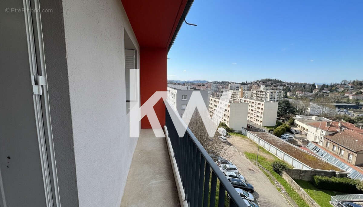 Appartement à SAINT-ETIENNE