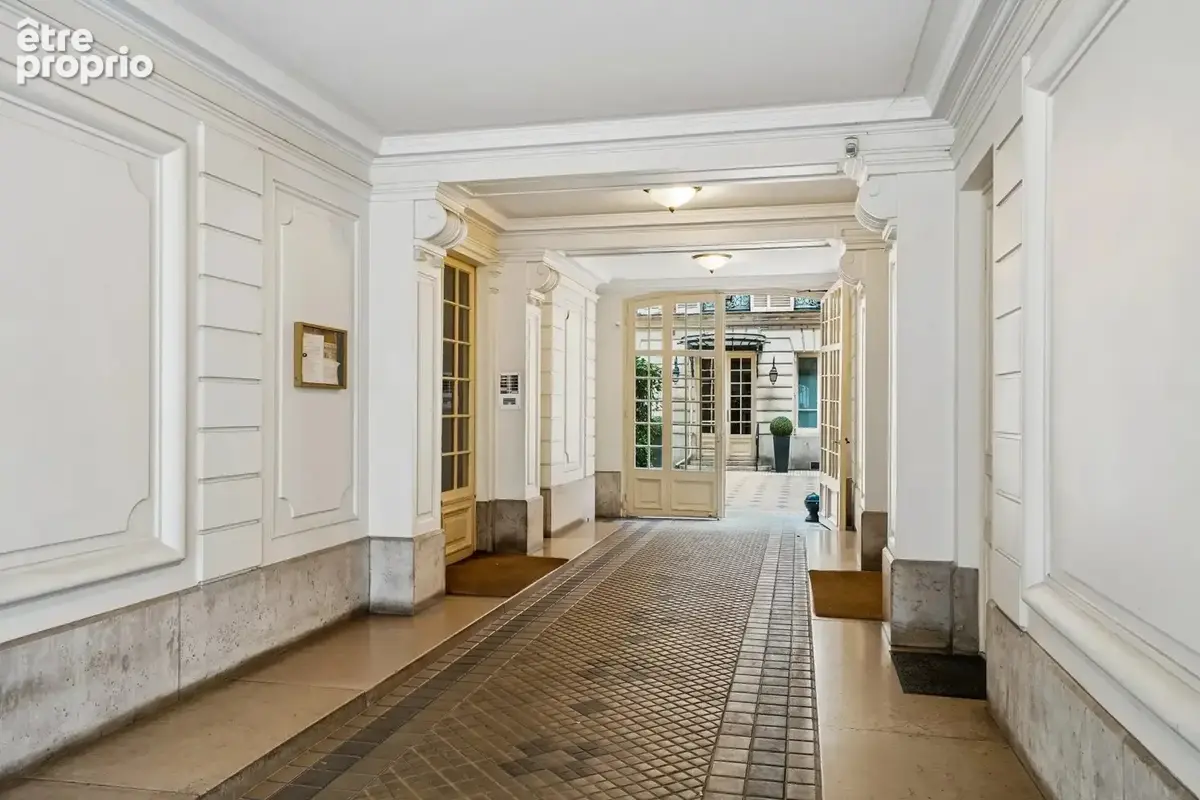 Appartement 6 pièces 154 m² à vendre à Paris-16e (75116) - photo 16