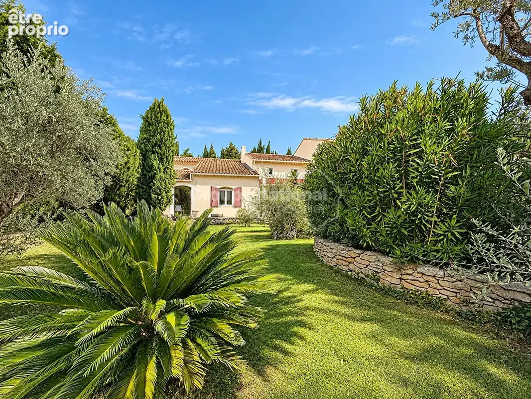Propriété familiale de charme avec piscine, à proximité de Saint-Rémy-de-Provence - photo 26