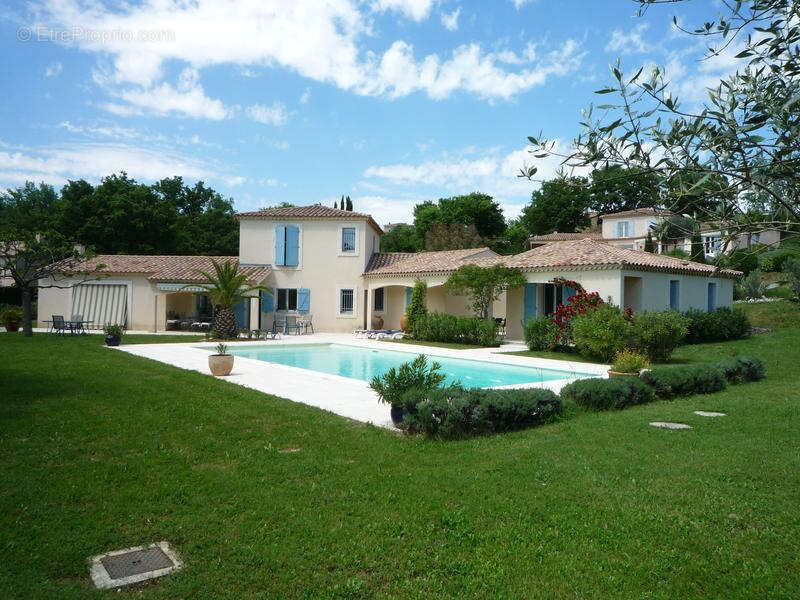 Maison à VAISON-LA-ROMAINE