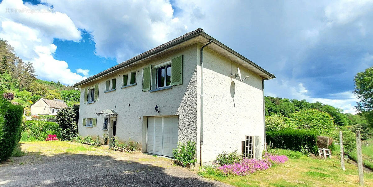 Maison à MONCEAUX-SUR-DORDOGNE