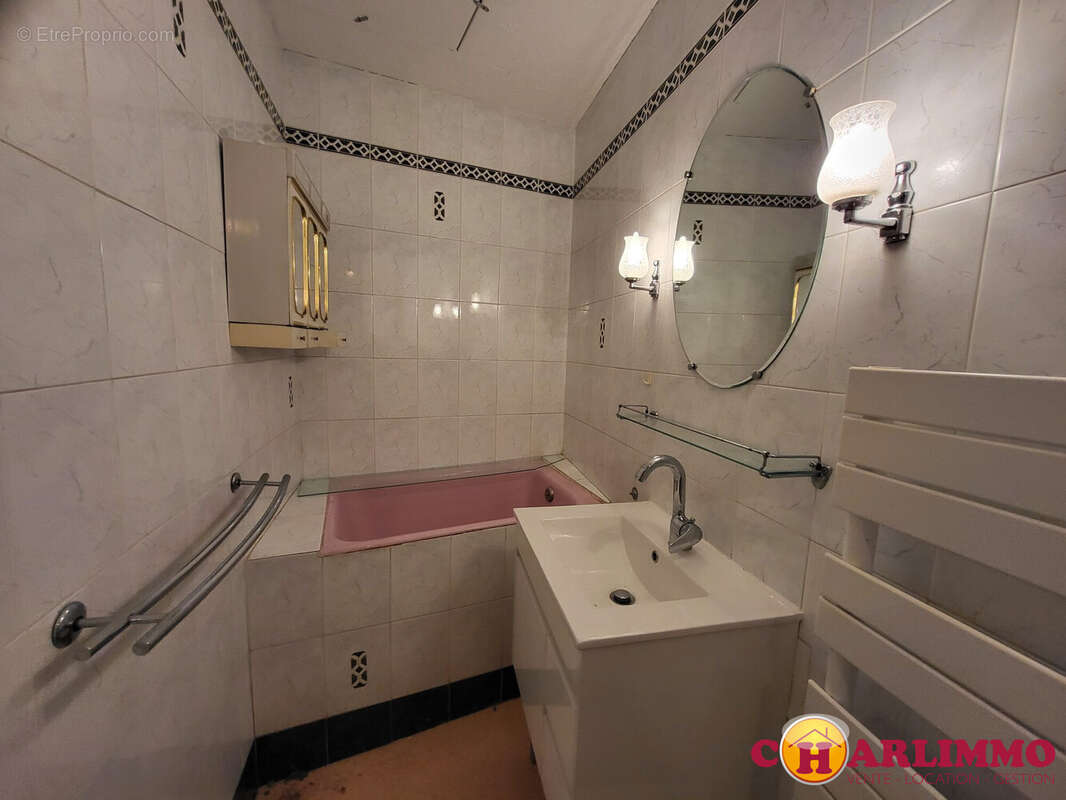 Maison à SAINT-JUNIEN