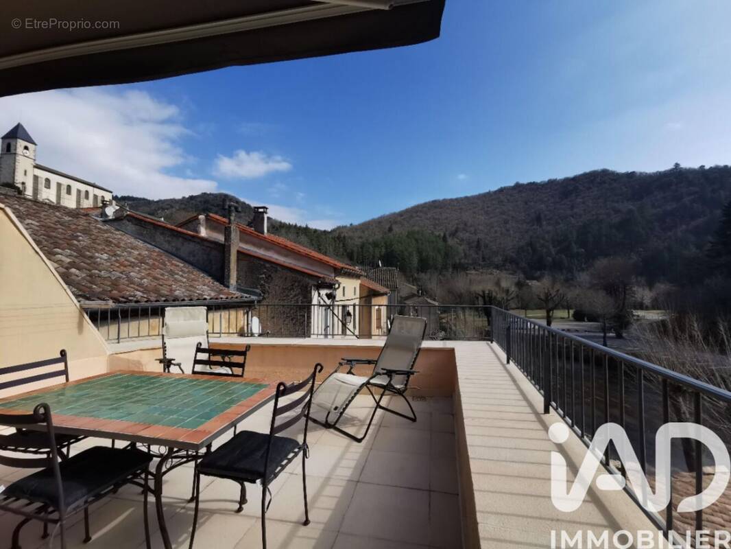 Photo 1 - Appartement à AVENE