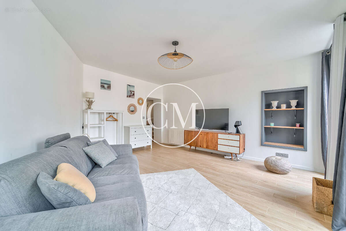 Appartement à VERSAILLES