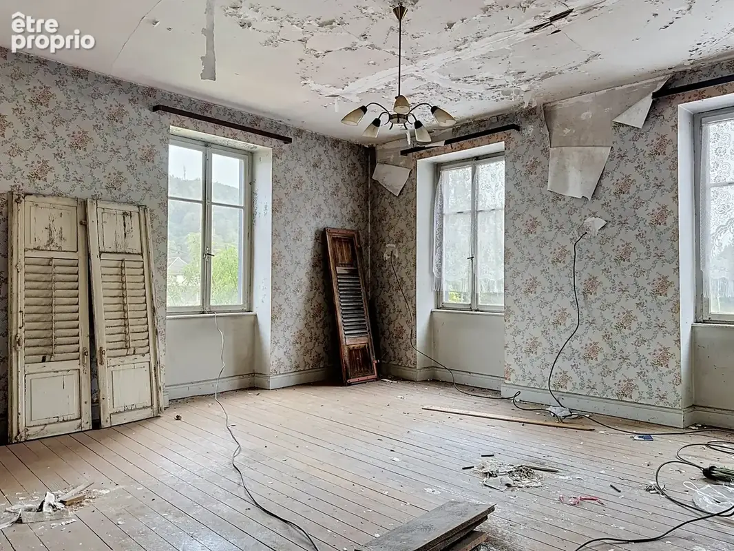 Ensemble immobilier avec restaurant de 180m2 + surface à aménager de 172m2 et annexe sur 11 ares - photo 11