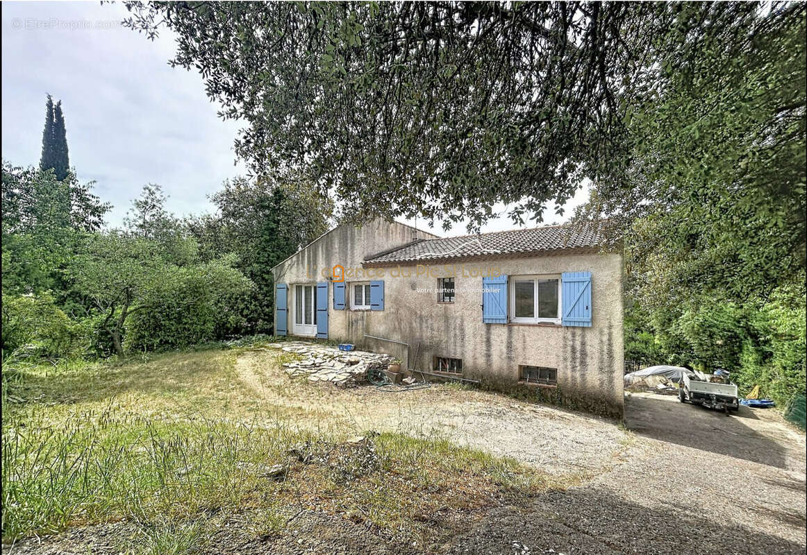 Maison 136 m² à Saint-Clement-De-Riviere  - photo 6