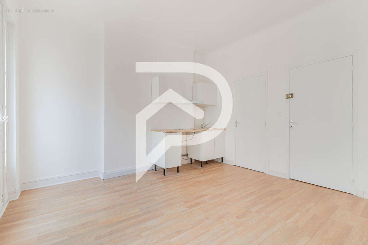 Appartement à MARSEILLE-2E