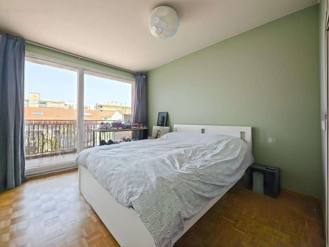 Appartement à CALUIRE-ET-CUIRE