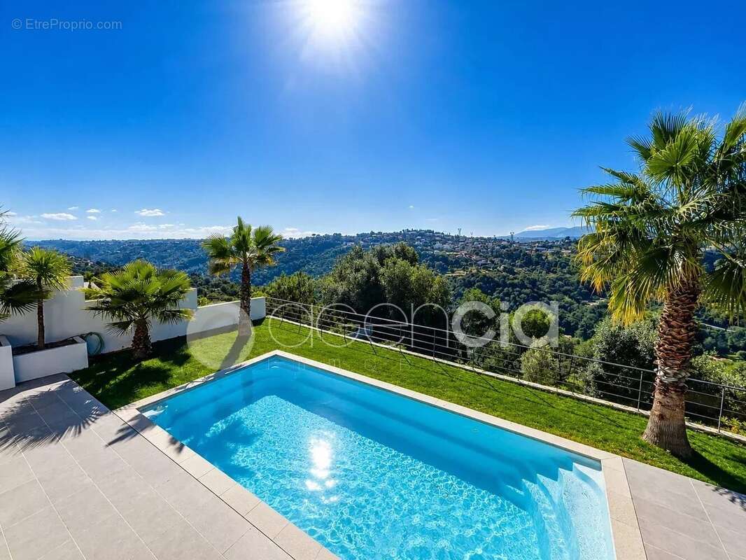 Nice  pessicart  villa 7 pièces 175 m²  terrain 1670 m²  piscine  garage  parkings  poolhouse - photo 3