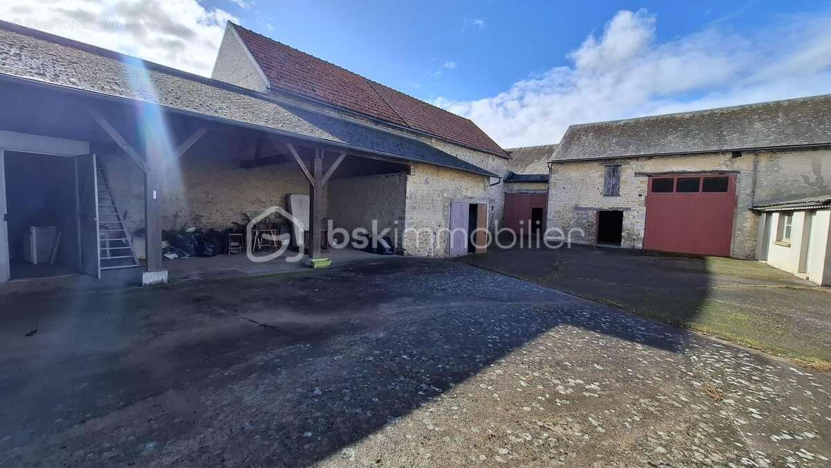 Maison à SERMAISES