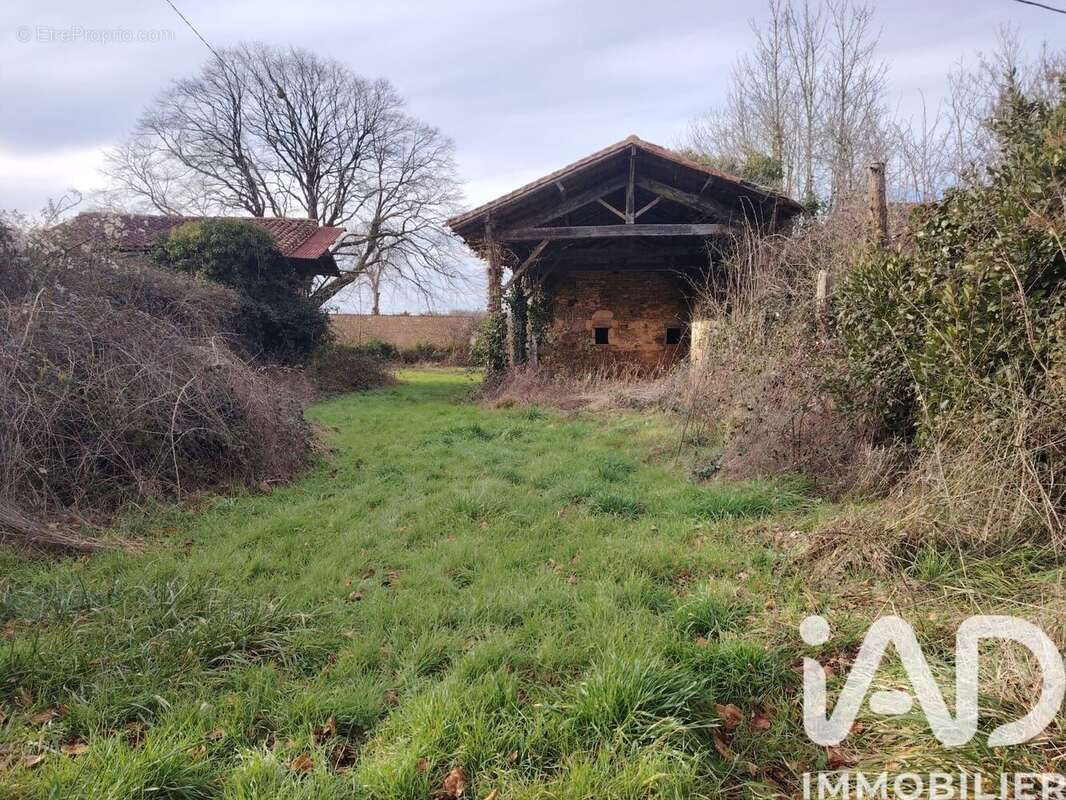 Maison 54 m² à La Magdeleine  - photo 5