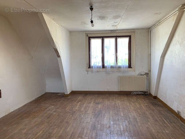 Maison à NOYAL-PONTIVY