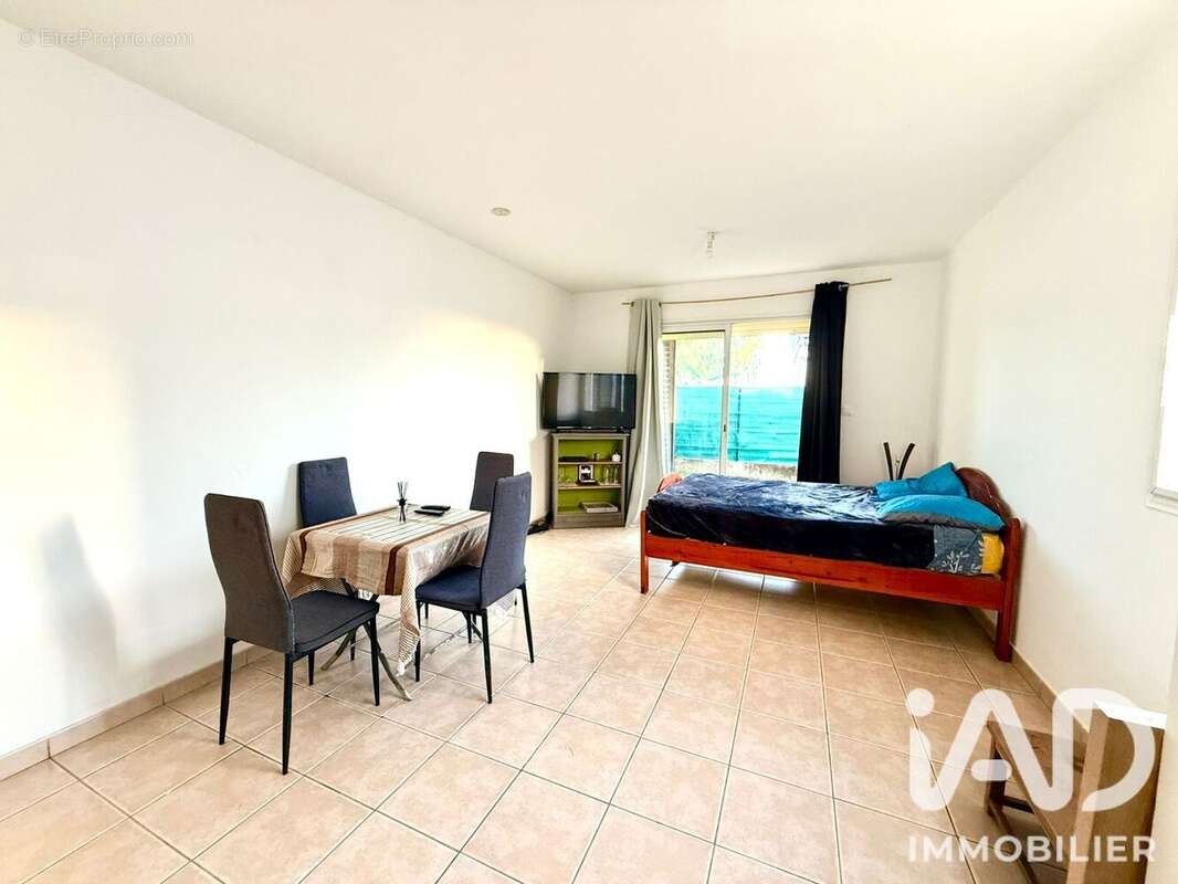 Appartement 27 m² à Le Tampon  - photo 6