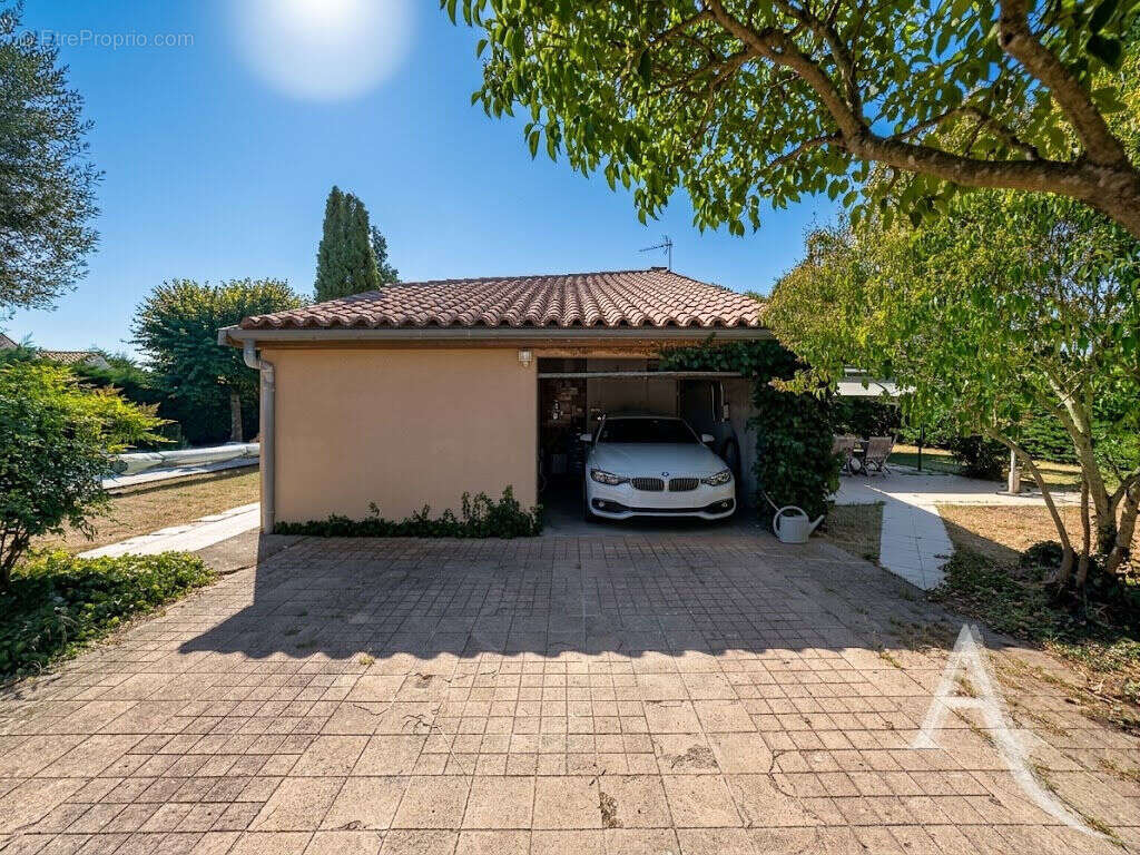 Maison d'architecte Saint Hilaire 5 pièce(s) 170 m2 avec garage et piscine - photo 15