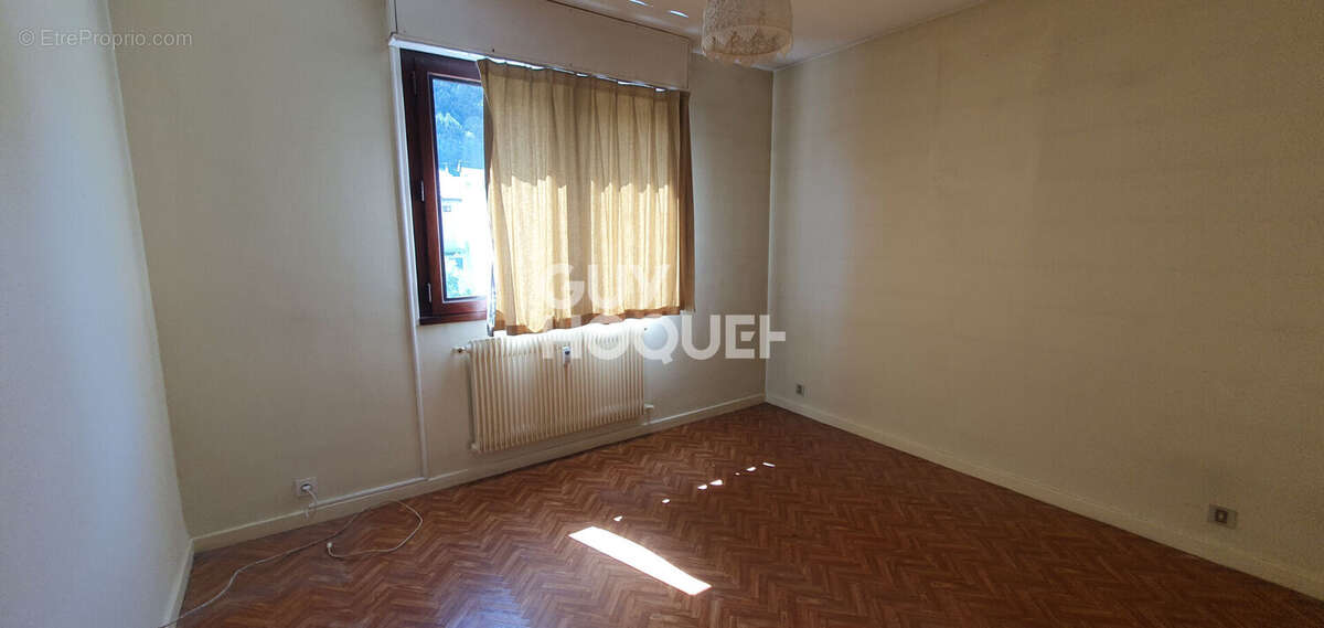 Appartement à VALS-LES-BAINS