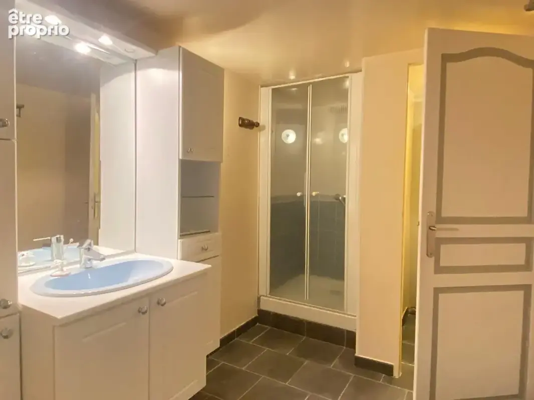 Maison + appartements à Mezy Sur Seine 14 pièce(s) 362 m2 - photo 15