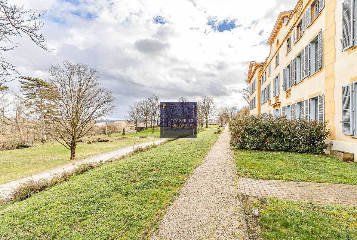 Appartement à IRIGNY