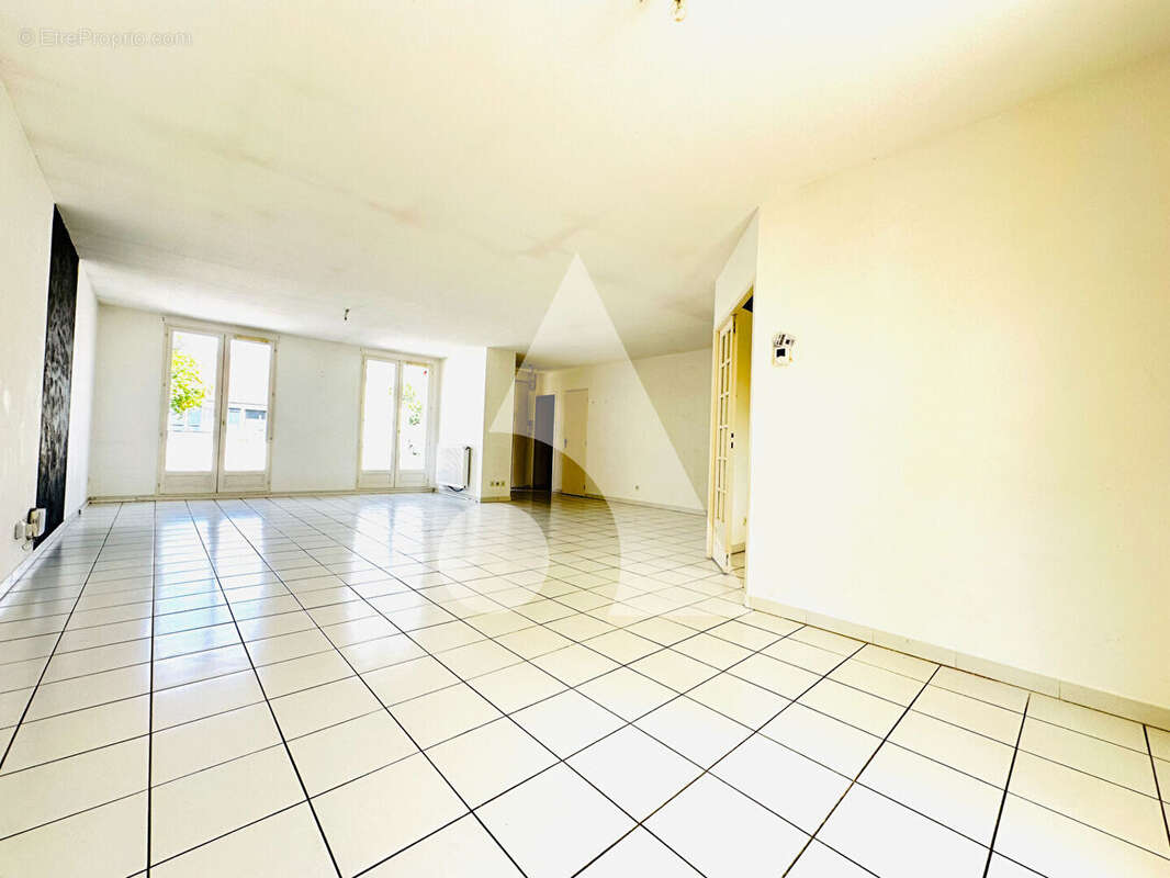 Maison à GONDREVILLE