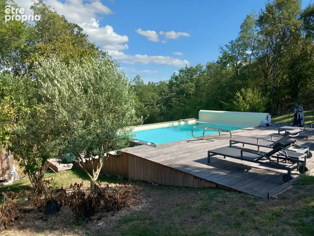 Propriété de caractère en pierre - photo 3