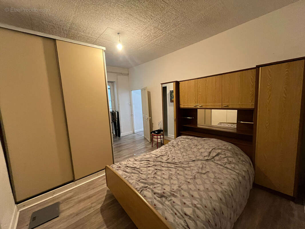 Appartement à ECUISSES