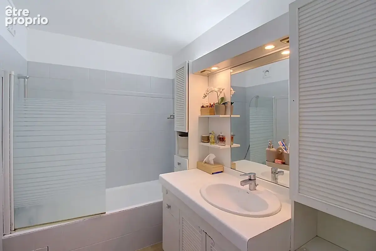 A vendre draguignan en exclusivite - appartement duplex - 4 chambres 128m2 dont 80m2 carrez avec cave et vue degagee - photo 8