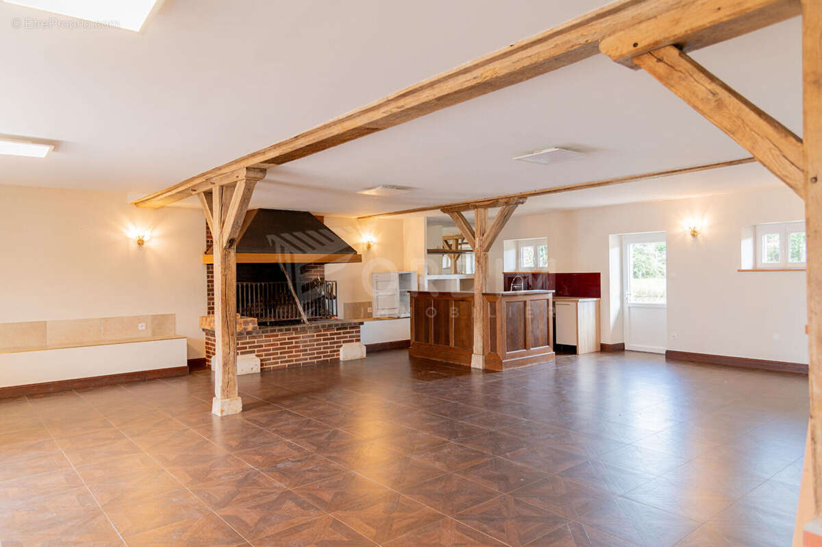 Maison à BRETEAU