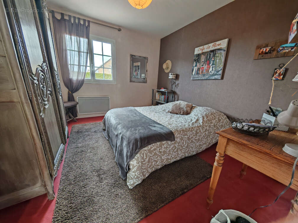 Maison à SAINT-MARTIN-DE-FONTENAY