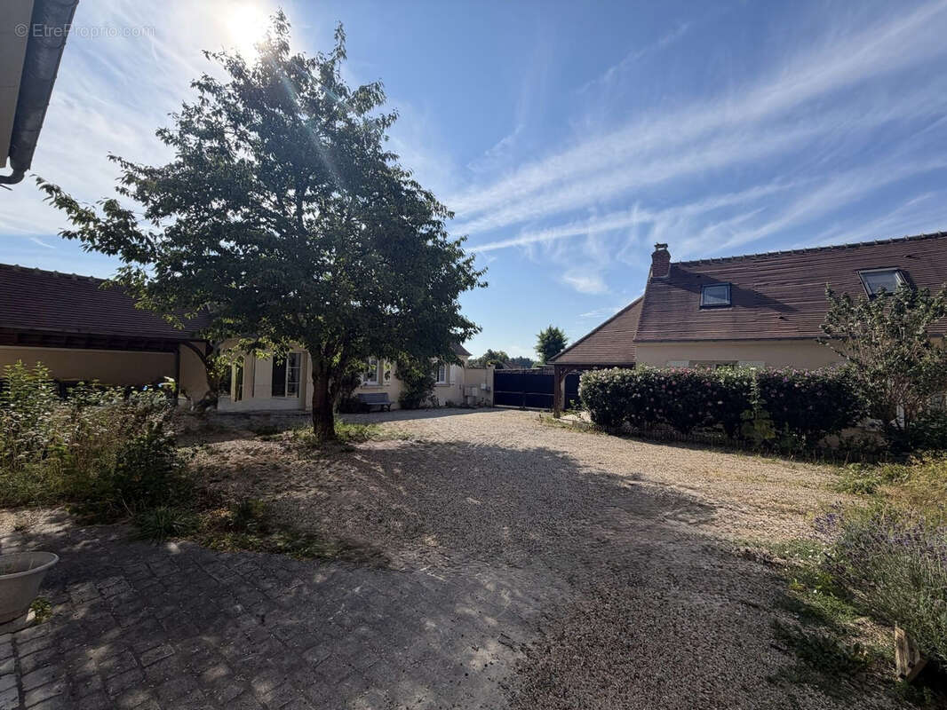 Maison à CHAMANT