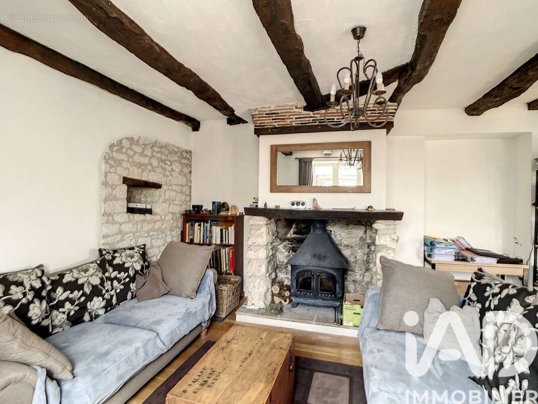 Maison 134 m² à Montaigu-De-Quercy  - photo 9