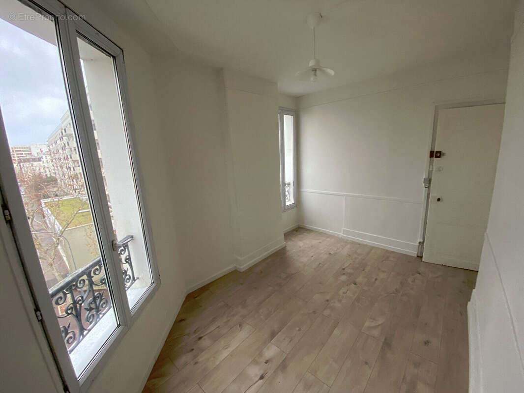 Appartement à CLICHY