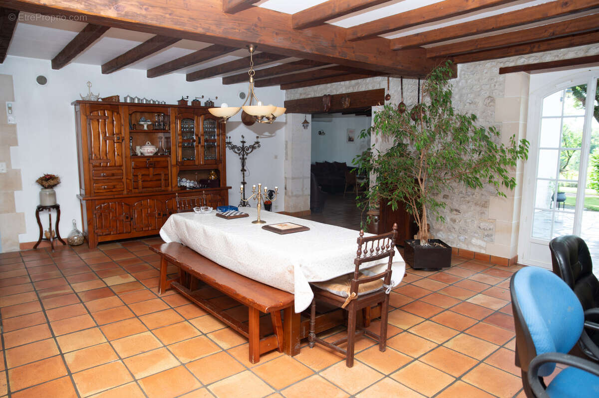 Maison à LADIVILLE