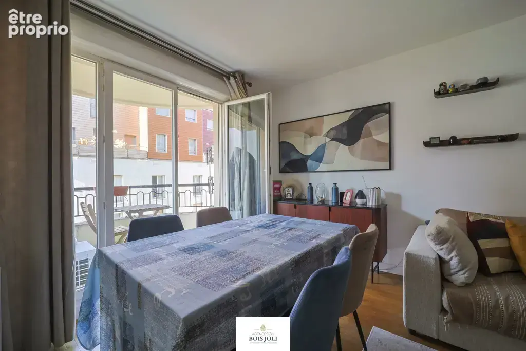 Appartement 3 pieces avec balcon - proche metro & commerces - photo 4