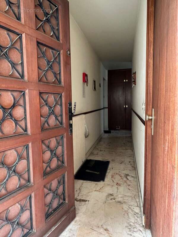 Maison à LE BLANC-MESNIL