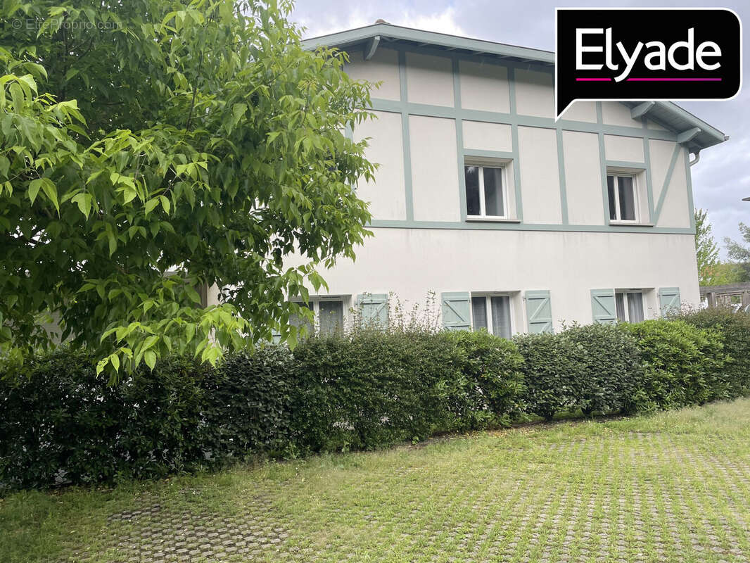Appartement à BENESSE-MAREMNE