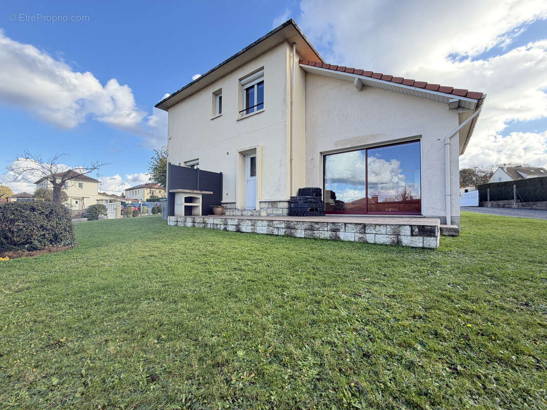 Maison à PETIT-COURONNE