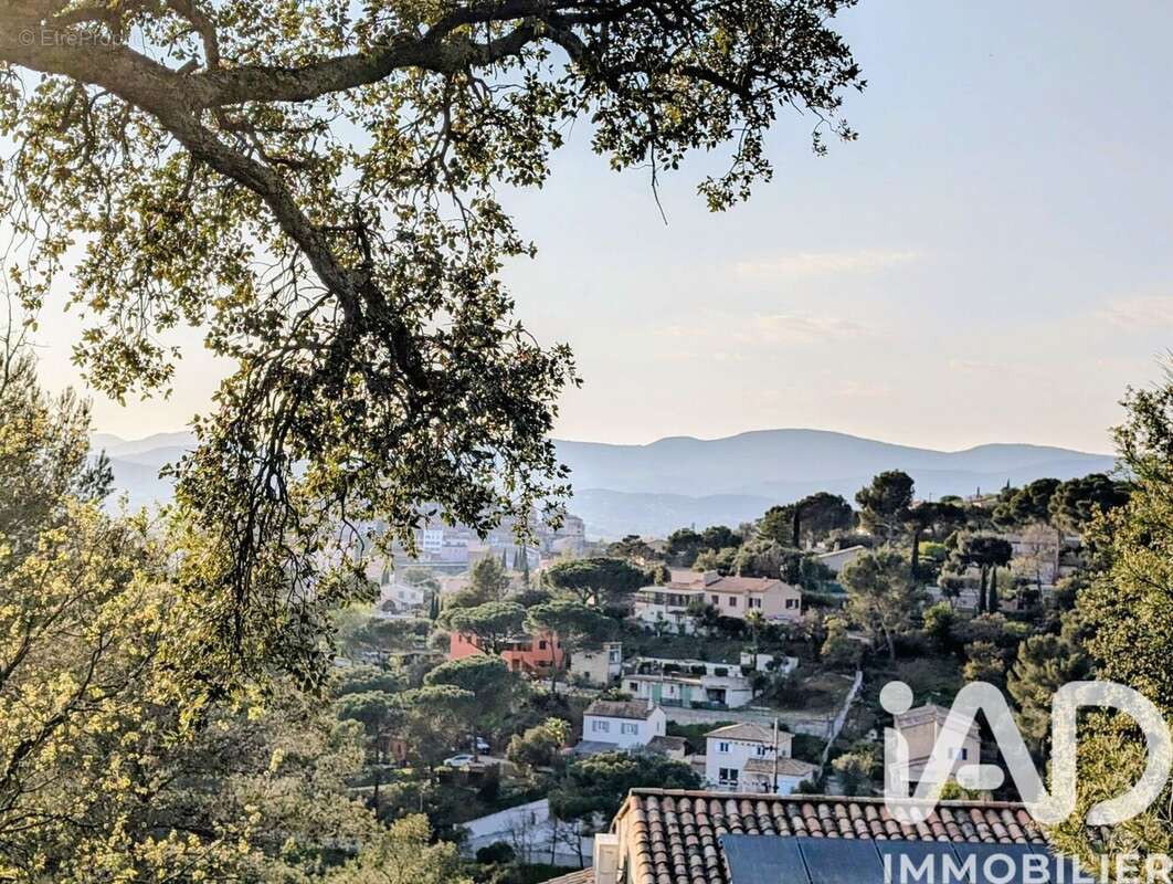 Photo 2 - Terrain à PIERREFEU-DU-VAR