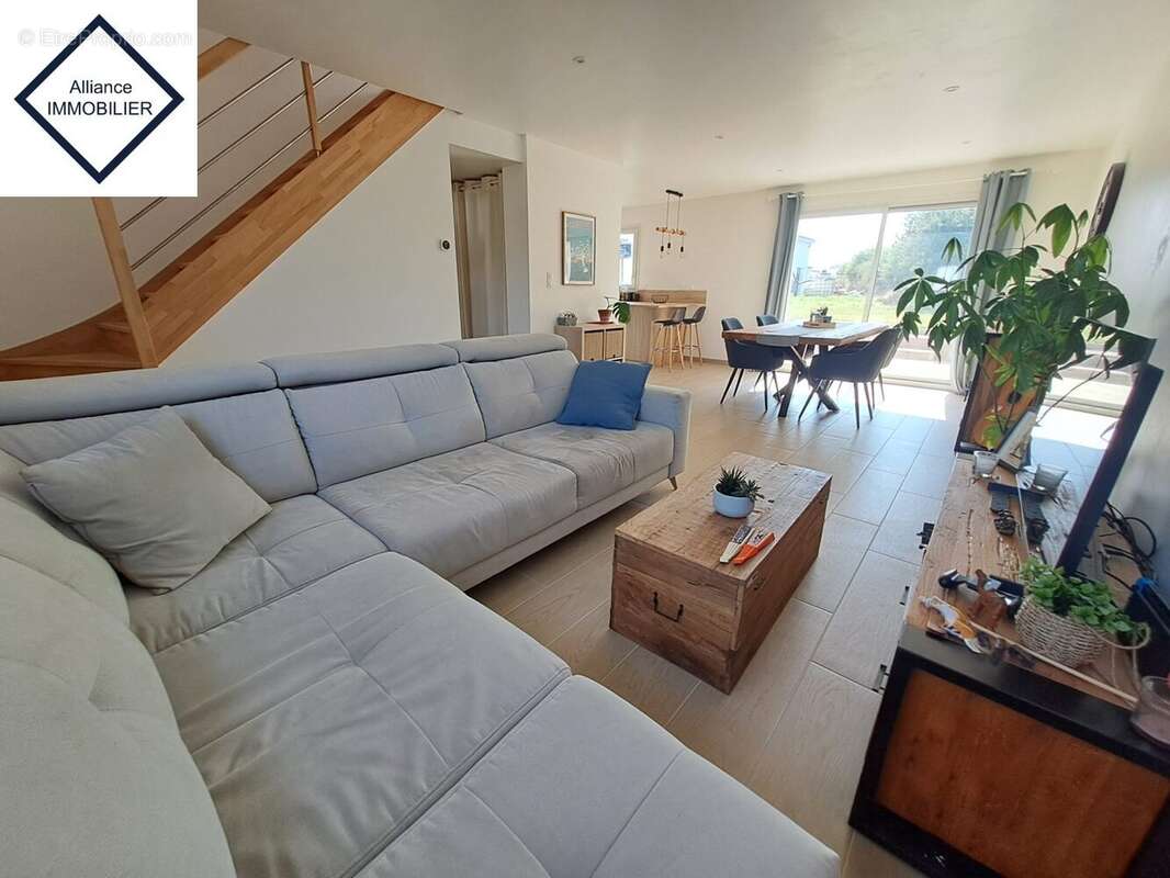Maison 101 m² à Montauban-De-Bretagne  - photo 4