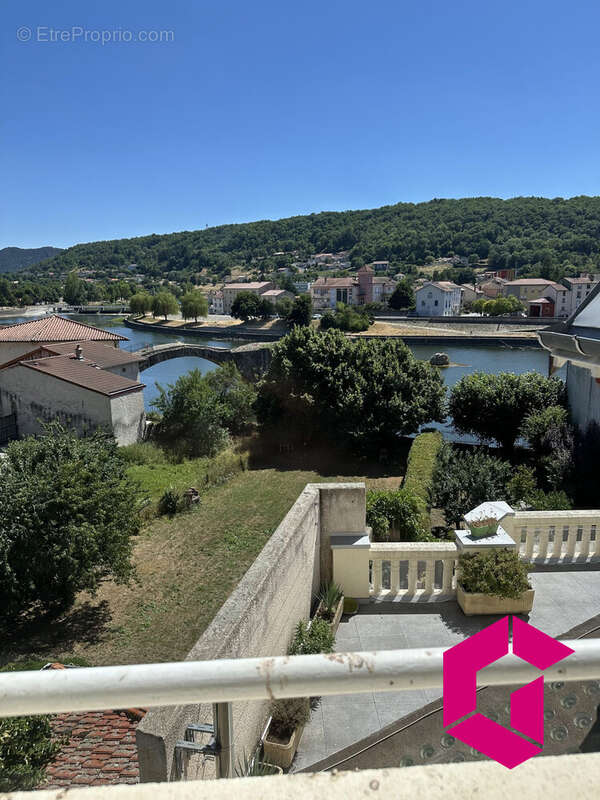 Maison à BRIVES-CHARENSAC