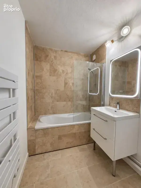 La rochelle – les minimes – t3 rénové 66 m² – loggia – ascenseur - photo 8