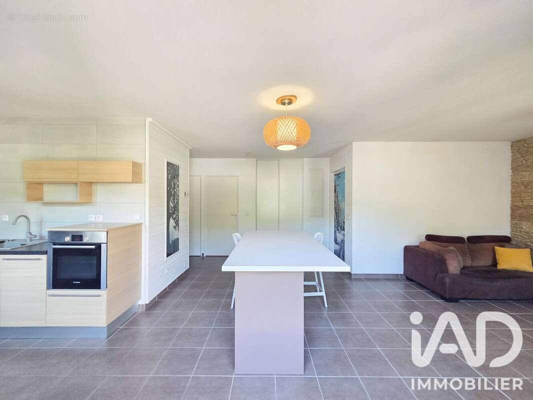 Appartement 64 m² à Vizille  - photo 3