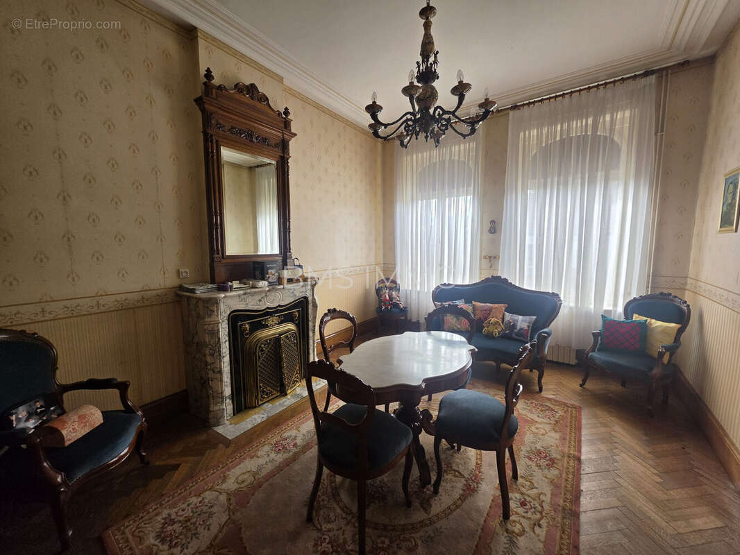 Maison à RAIMBEAUCOURT