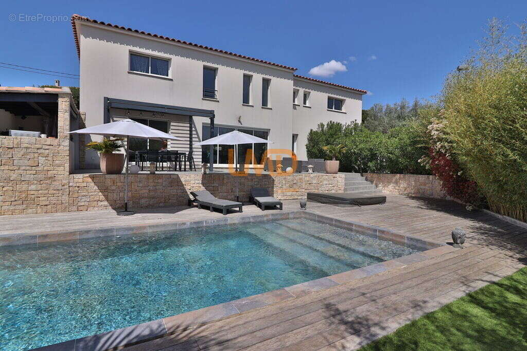 Maison contemporaine 4 chambres Piscine Secteur très recherché - photo 22