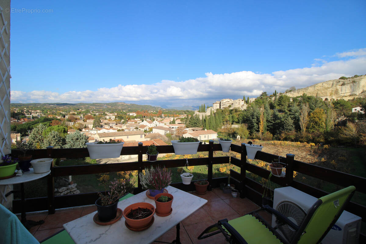 Appartement à VAISON-LA-ROMAINE