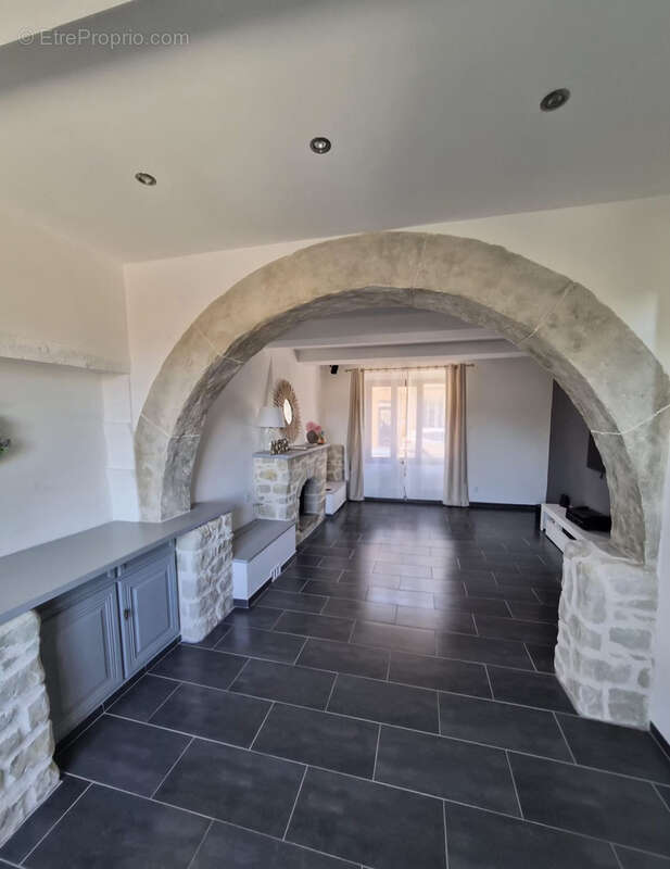 Maison à PLAN-DE-LA-TOUR