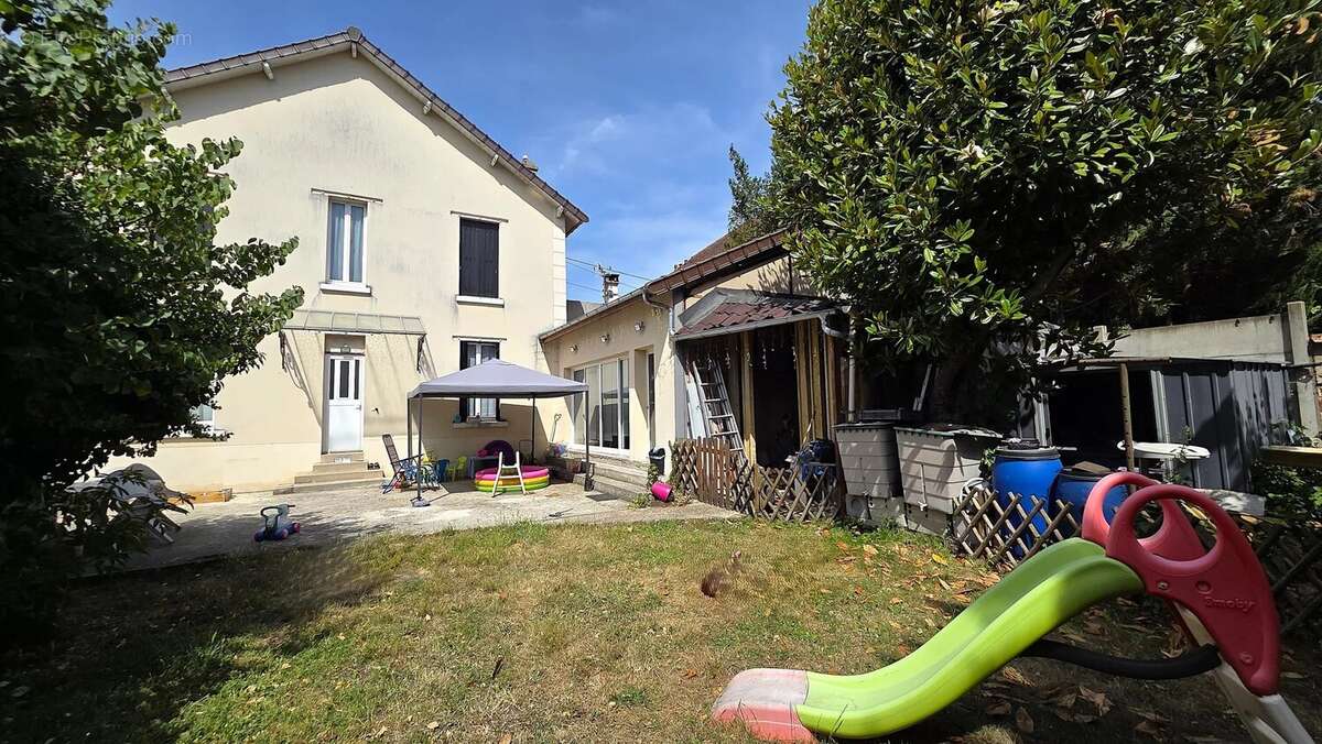 Maison à CLICHY-SOUS-BOIS