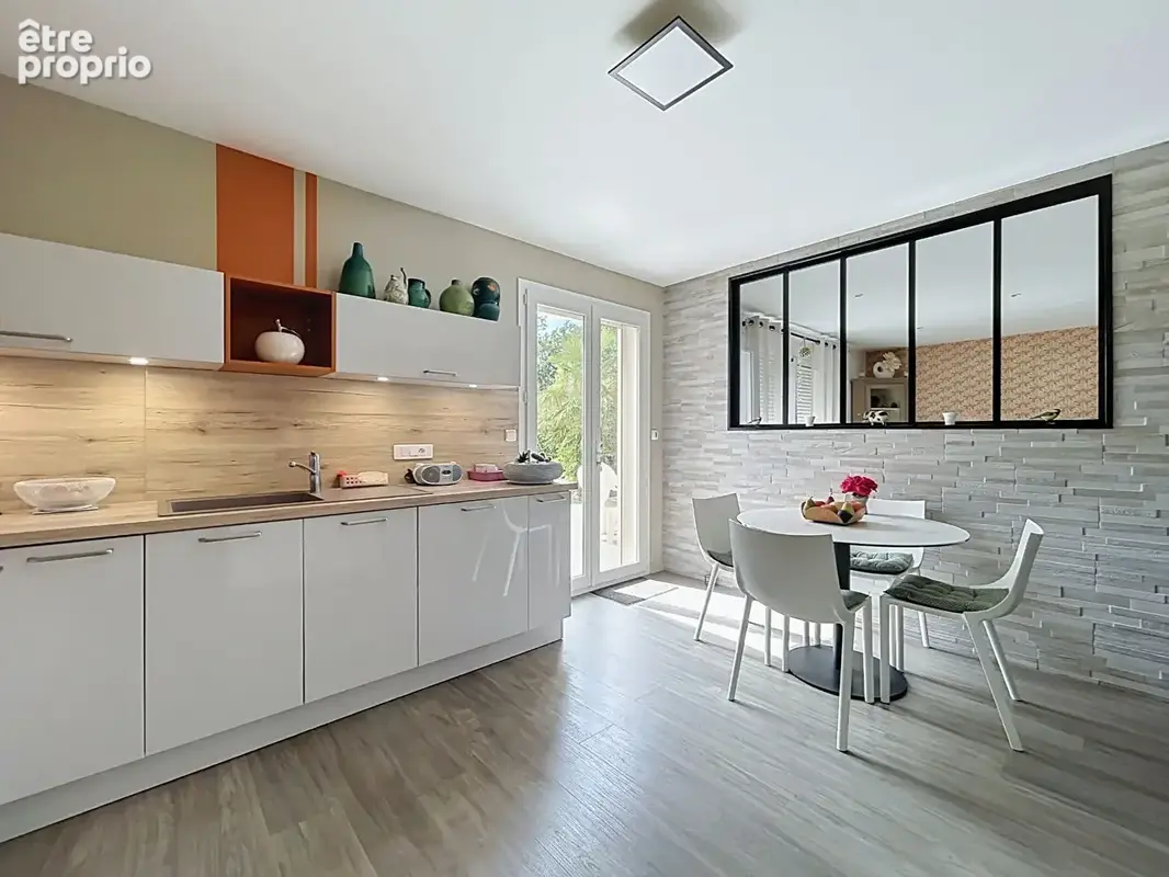 maison AIXE-SUR-VIENNE 118m²env. - photo 7